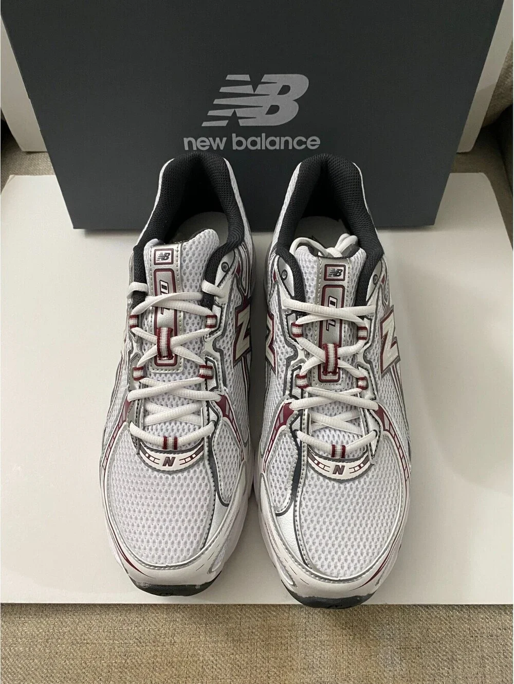 New Balance 740v2 U740RD2 Unisex Sneakers M9.5/W11 White Athletic Running Shoes